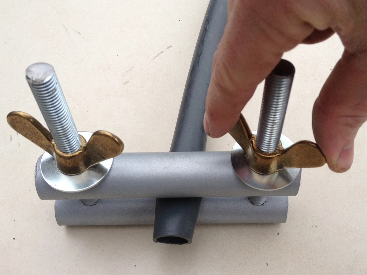 Poly pipe 2024 pinch clamp tool