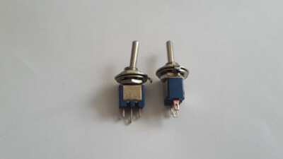 NoName, 1 Stück Miniatur-Kippschalter, 1xUM, 125V, 3A, unbenutzt