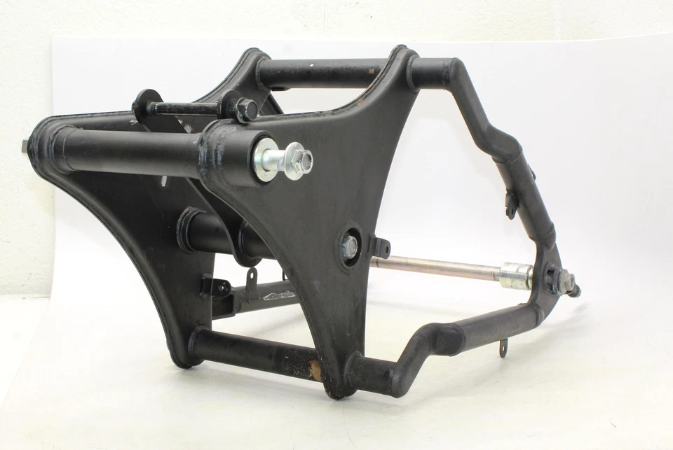 2008 Kawasaki Vulcan 900 Vn900c Custom Rear Swingarm Suspension Arm - Image 3 of 4