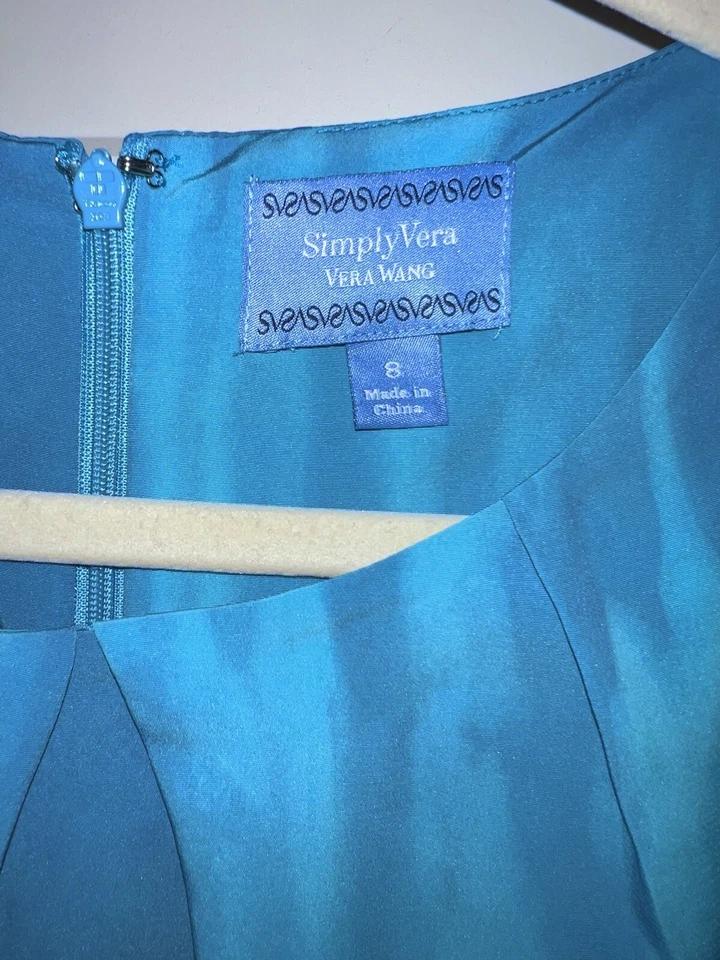 Size 8 Simply Vera Vera Wang Stunning Blue/Teal Shift Cocktail Party Dress! - Image 3 of 4