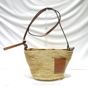 loewe raffia pochette