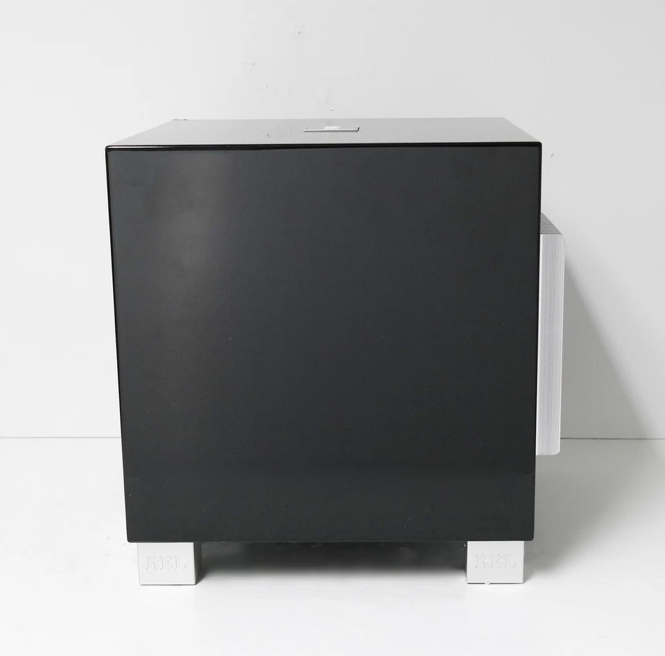 Subwoofer Powered REL Acoustics T/9i 10" - Preto Brilhante - Imagem 3 de 4