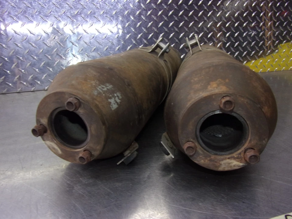 A250 G KTM 950 ADVENTURE 2004 OEM REAR PIPES MUFFLERS EXHAUST 2 - Imagem 3 de 4