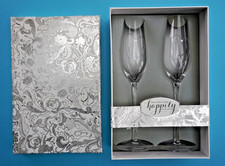 HAPPILY EVER AFTER 2 x CHAMPAGNE WEDDING FLUTES HEART & CRYSTAL DESIGN ~ BOXED