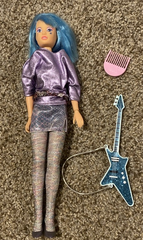 Vintage 1985 Hasbro Jem and The Holograms, Aja Doll With Outfit & Guitar 