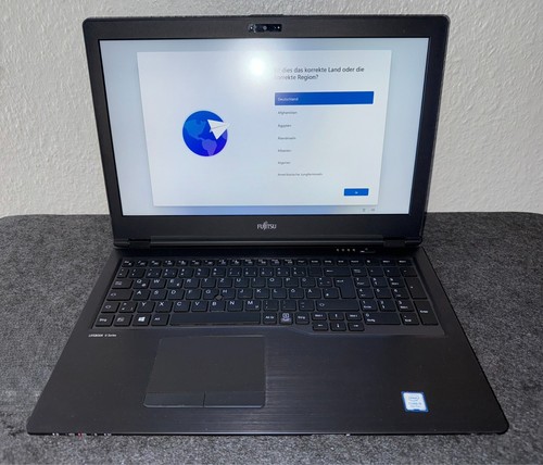 Fujitsu Lifebook U759 – i5– 8GB RAM – 256GB SSD – Win 11 mit Docking Station