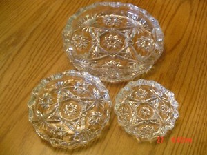 3 -Vintage Early American Prescut Anchor Hocking Glass Ashtrays 4",5" & 7.5" 