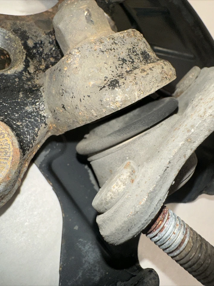 VOLKSWAGEN JETTA PASSAT ESCARABAJO 2012-2015 EJE COJINETE BUJE DELANTERO IZQUIERDO OEM Foto 3 de 4