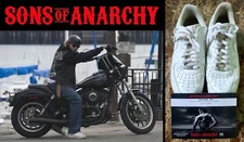 SONS OF ANARCHY SOA: Jax Teller/Charlie Hunnam Tennis Shoes Studio COA