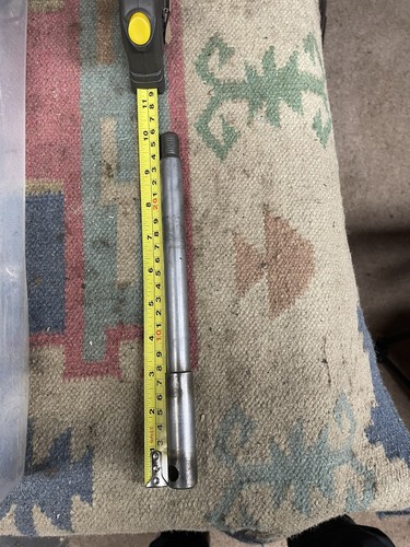BMW R100rs Axle. 9 - Picture 2 of 2