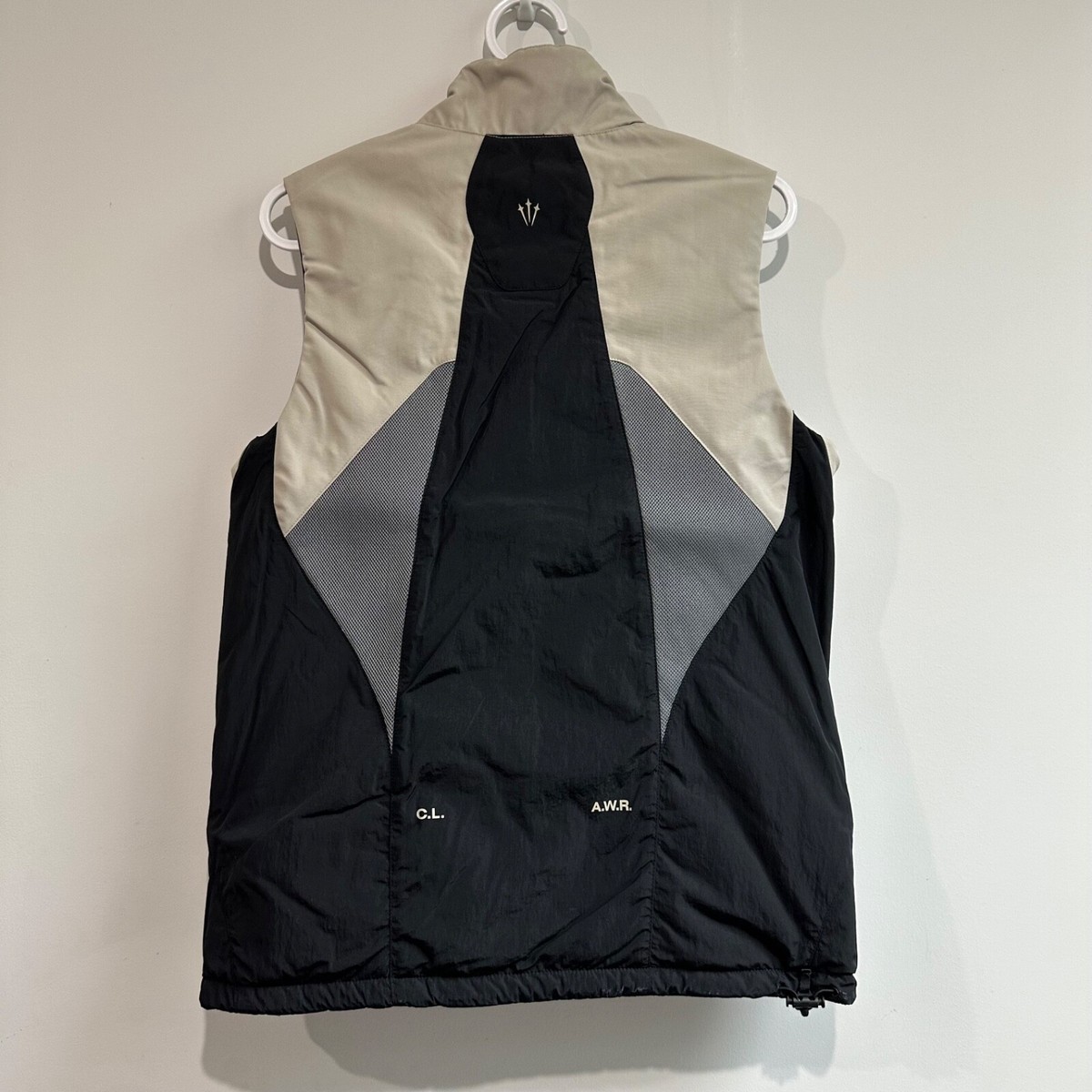 s-l1200.jpg s-l1200.jpg