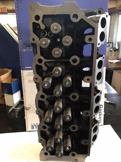 Ford Powerstroke 6.0 NUEVAS culatas 20mm Foto 4 de 4