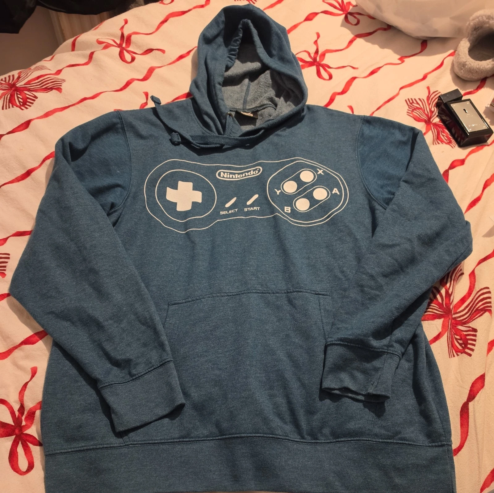 2009 Nintendo Men’s Size Large Dark Green Hoodie Gaming Casual