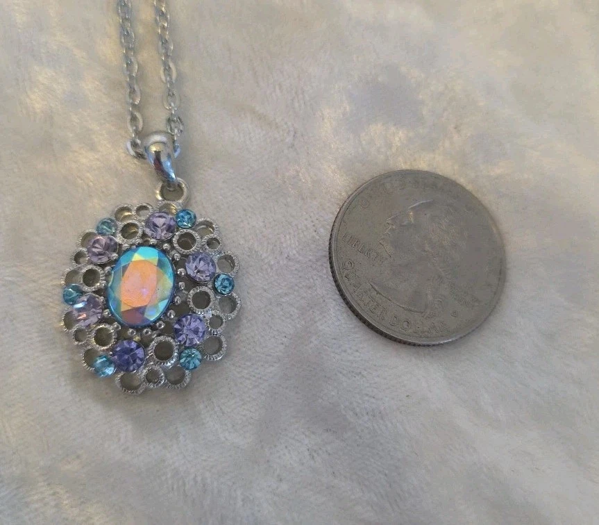 Collar Colgante Piedras Lavanda Turquesa Chapado en Rodio, Cadena 18-20" Foto 4 de 4