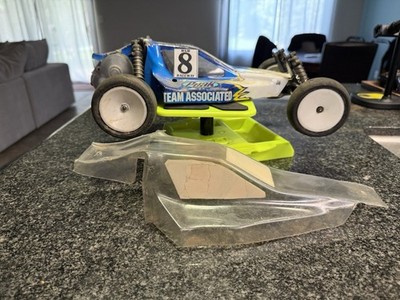 Vintage Team Associated RC10 B3 Roller! Titanium, CVDs , Carbon Fiber , Slotted