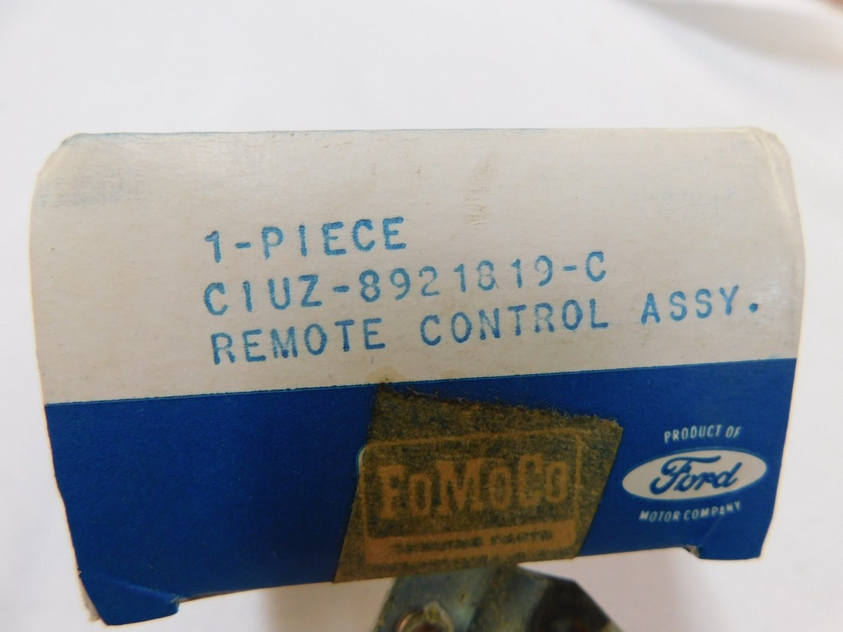 ★ 新品・未使用 フォード エコノライン 1969ー1974年 ドアロックノブ NOS OEM Ford 1961 1967 Econoline Van Door Latch LH 1962 1963 1964