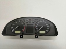 VW PASSAT B5 3B2 Kombiinstrument 09051940090 1.60 Petrol 74kw 1999 17121663