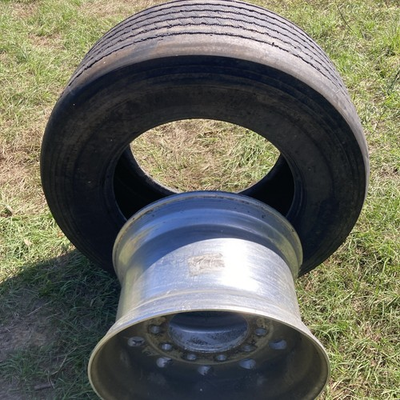 #ad One TRUCK RIM 22.5x14.00 for SUPER SINGLE TIRE 445 50R22.5 Alcoa Accuride $150.00