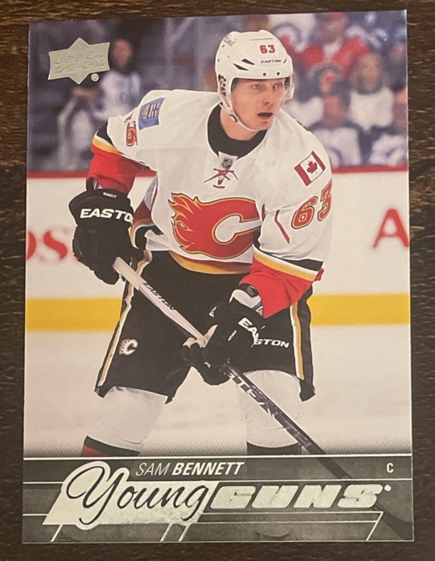 2015-16 Upper Deck - Young Guns Sam Bennett #231 (RC) Flames Rookie Card SP 🔥