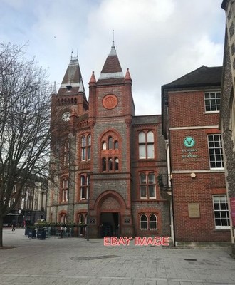 PHOTO  READING  TOWN HALL