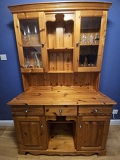 Pine Dresser: 2 glass display upper units, 3 drawers & 2 lower shelved cupboards