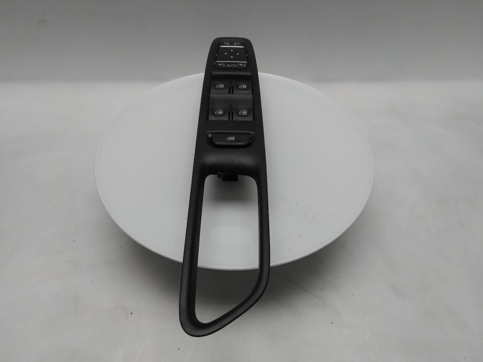 RENAULT CAPTUR Electric Window Switch 20192023 5 Door Hatchback eBay
