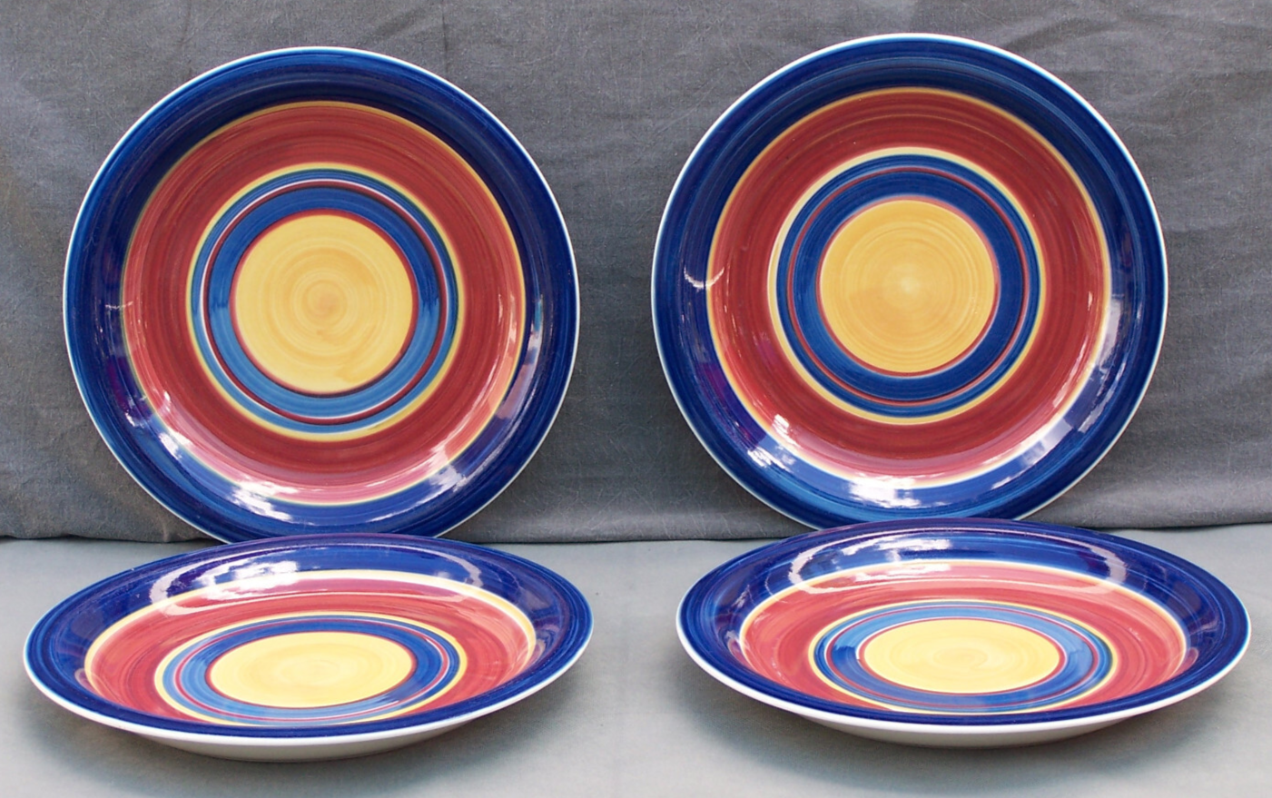 4 Gibson Everyday Multicolor Stripes 10 1/2