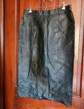 Vintage Classic Black Leather Skirt Size 42 Sleek Below The Knee