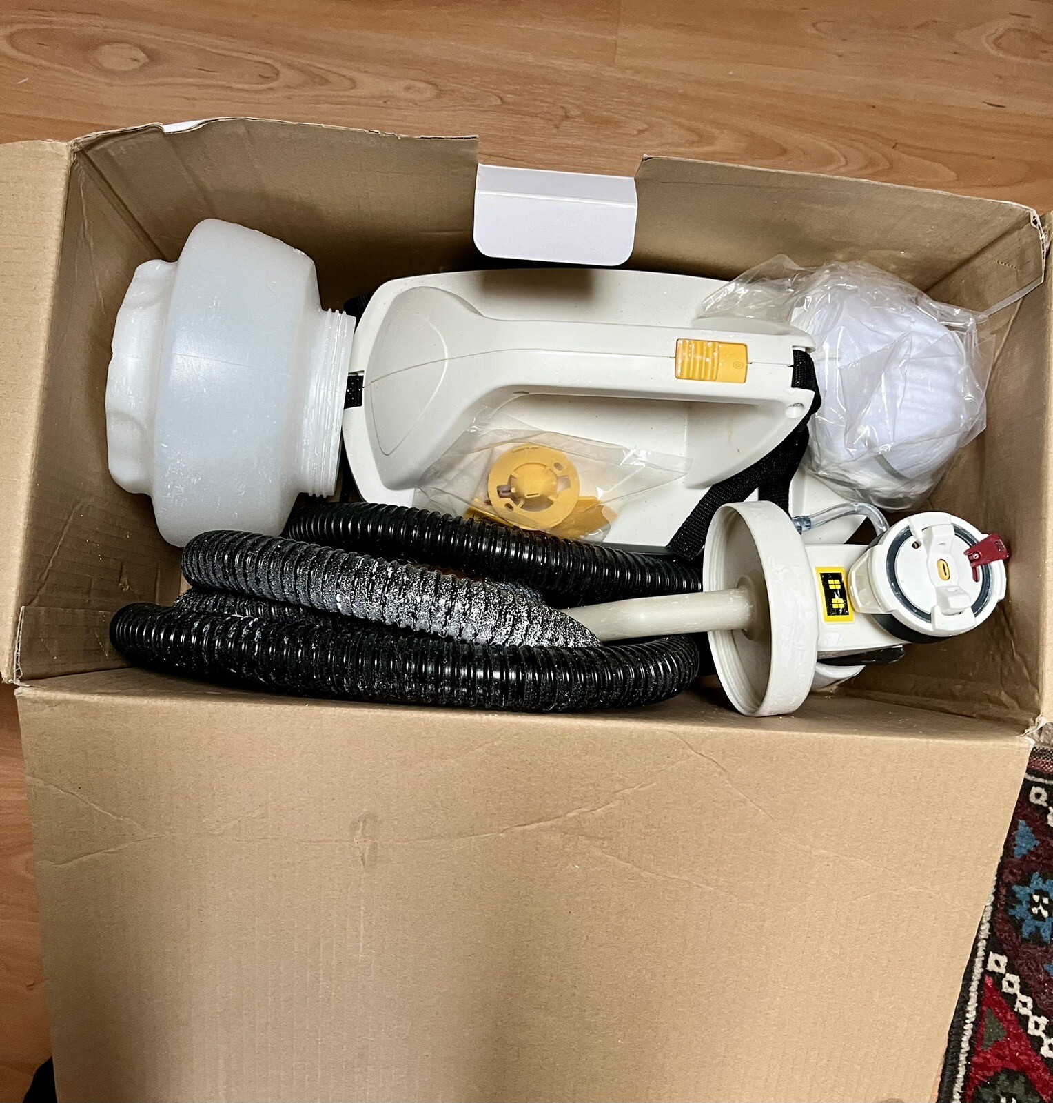 1 Wagner W500 Wall/Celling Electric 1800ml Paint Sprayer + 1 Wood/Metal