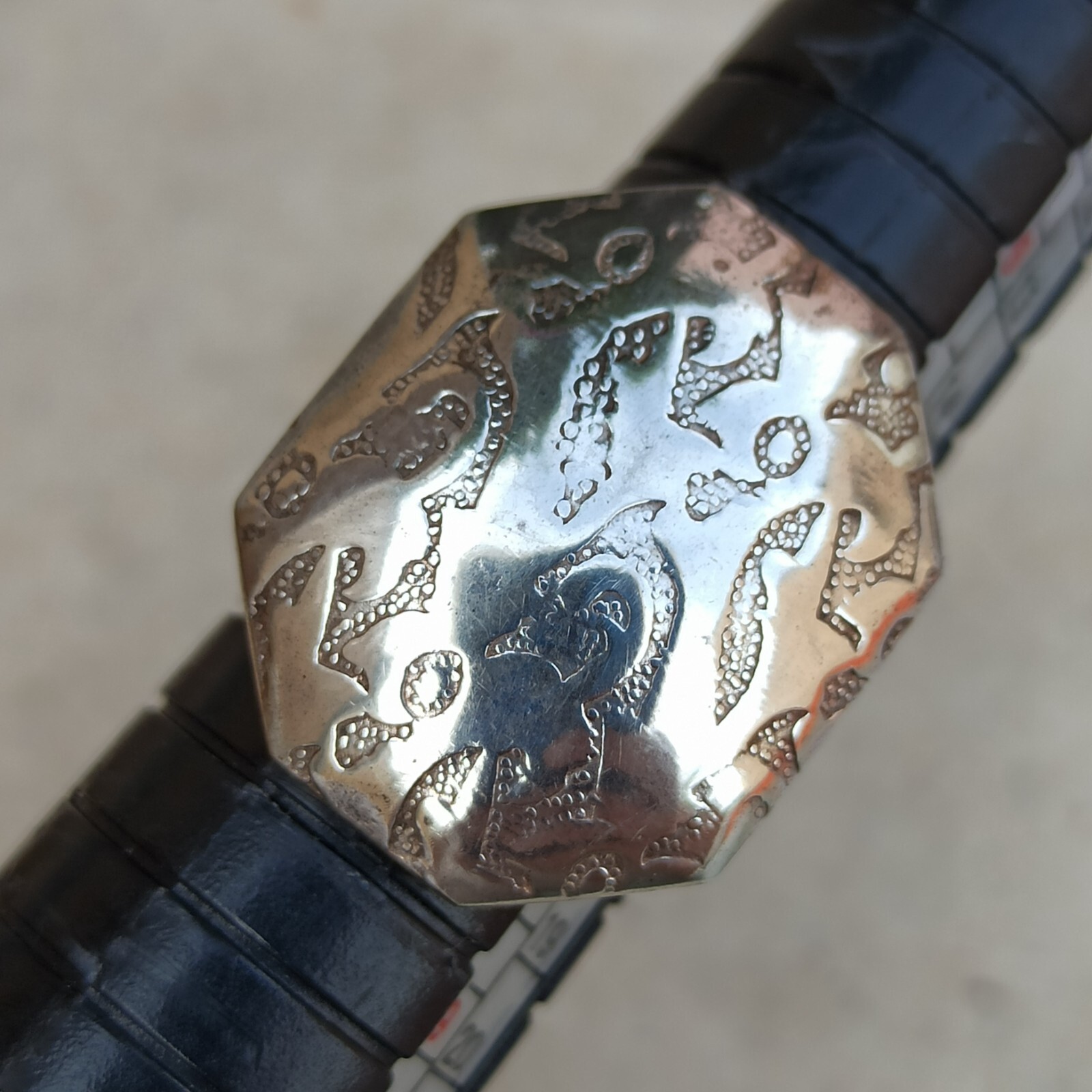 925 Silver Ring Statement VTG Artisan Engraved Ge… - image 1