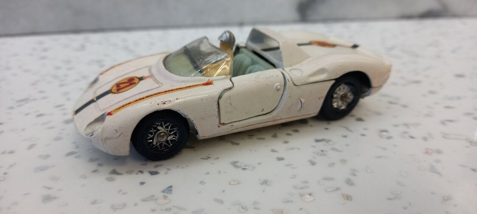 Picture 4 of 10