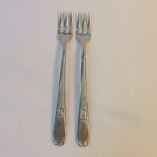 Hull Tulip Cocktail Seafood Forks Set of 2 Vintage Stainless Steel Flatware 18/8