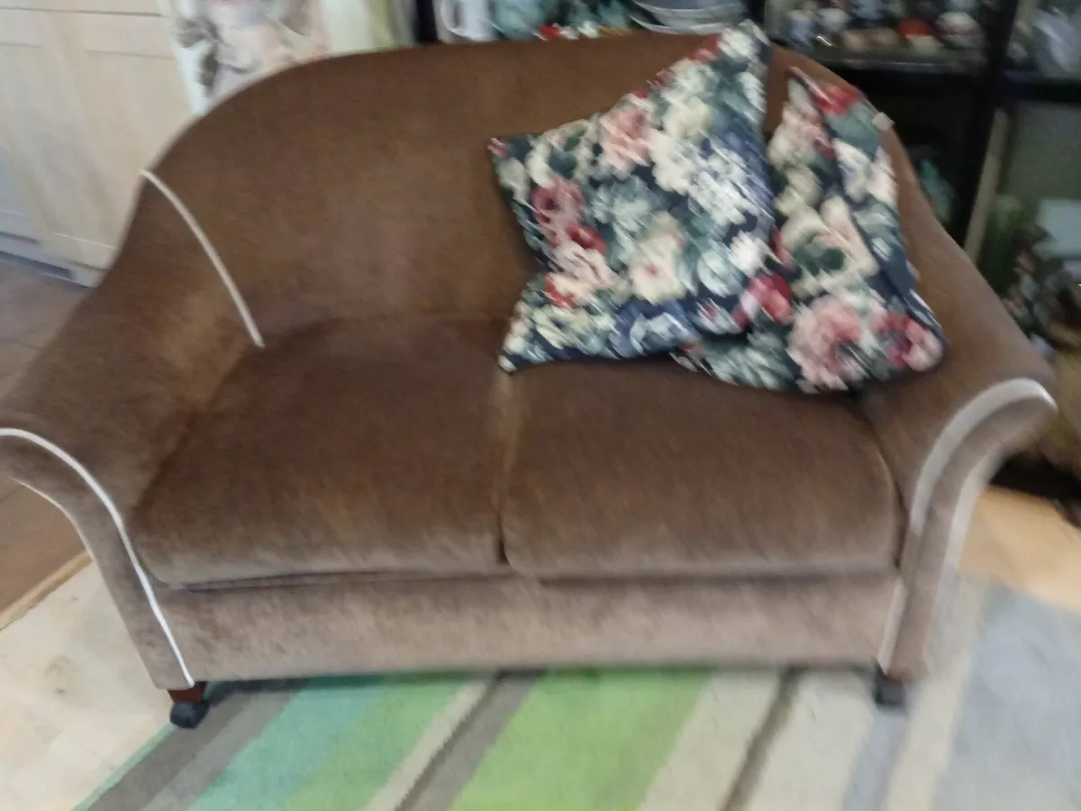 Used settee cheap