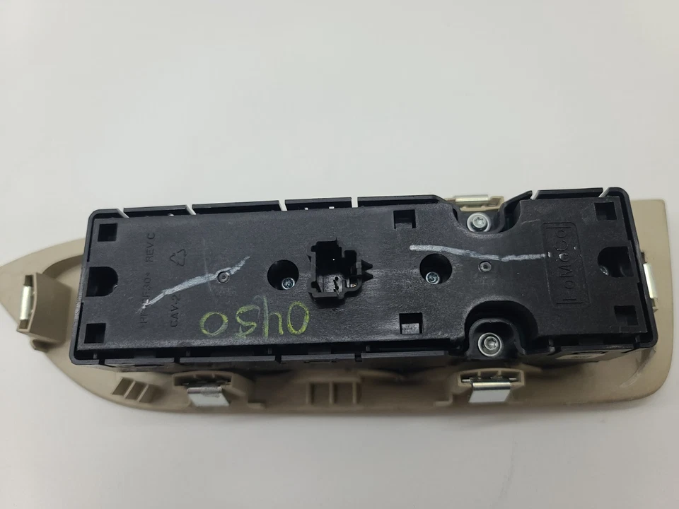 13-17 LINCOLN MKZ DRIVER LEFT SIDE MASTER POWER WINDOW SWITCH DP5T-14540-ABW - Image 3 of 4