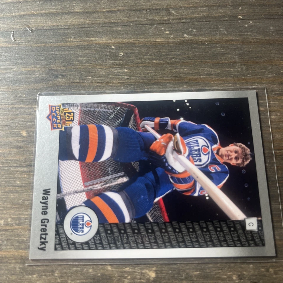 2014 UPPER DECK 25th ANNIVERSARY WAYNE GRETZKY SILVER PARALLEL /250 99 OILERS - Image 3 of 4
