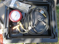 Snap On Eef1500a Master Fuel Injection Pressure Gauge Set Used See Pictures Snap On Eef1500a Master Fuel Injection Pressure Gauge Set Used See Pictures