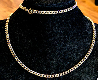 Solid sterling silver 26 inch curb link chain 30 gms