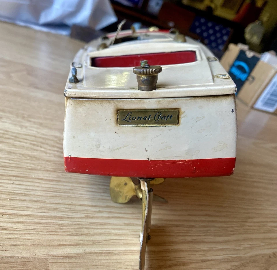 Vintage Lionel Craft Toy Tin Wind Up Boat Works! - Image 2 of 4