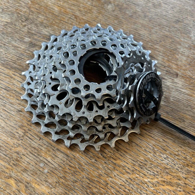 SRAM 1050 10-speed Cassette 11-32t Silver