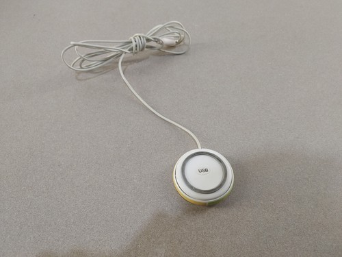 Belkin Flip USB avec Audio KVM avec Interrupteur Combo Blanc - Fair - Photo 5/5