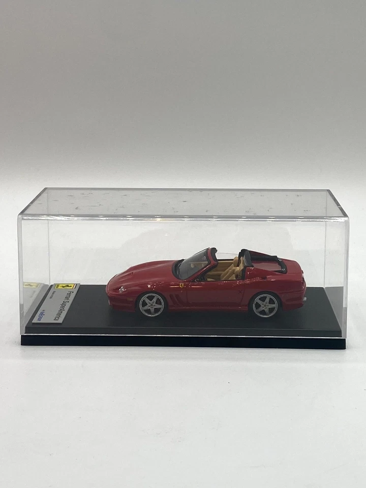 Looksmart LS127B Ferrari Superamerica 2004 Open Roof Red 1/43 Scale Die-Cast Car - Image 2 of 4