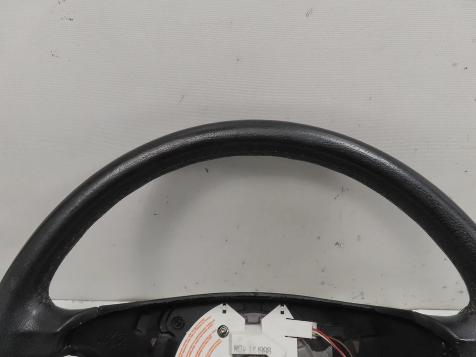 Volante BMW Z3 E36 99 2,5 L #1302, cuero negro 4 radios Foto 2 de 4