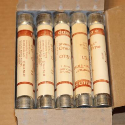 One Full Box of 10 Ferraz Shawmut Gould Mersen One-Time OTS1  1 Amp K5 Fuse 600V
