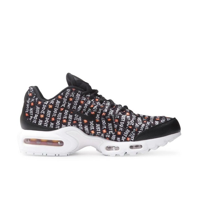 nike air max plus se just do it