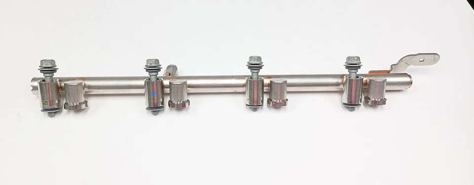 Fuel Injection Fuel Rail for Chevrolet Cadillac Corvette LS LT 14-16 — 第 4/4 张图片