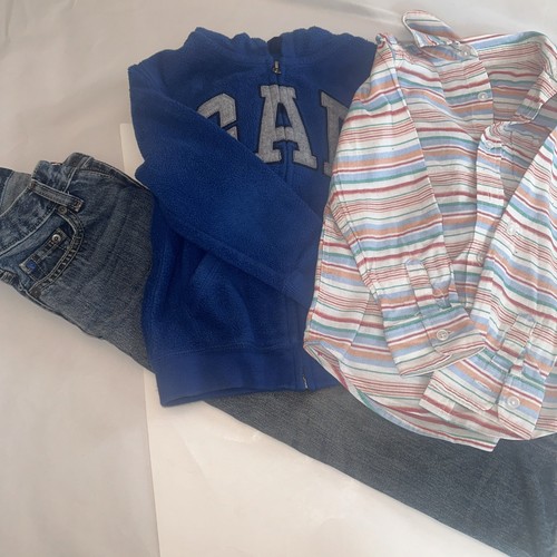 GapKids Boys Outfit Size 5 jeans, button-down top, and sweatshirt - Picture 1 of 8