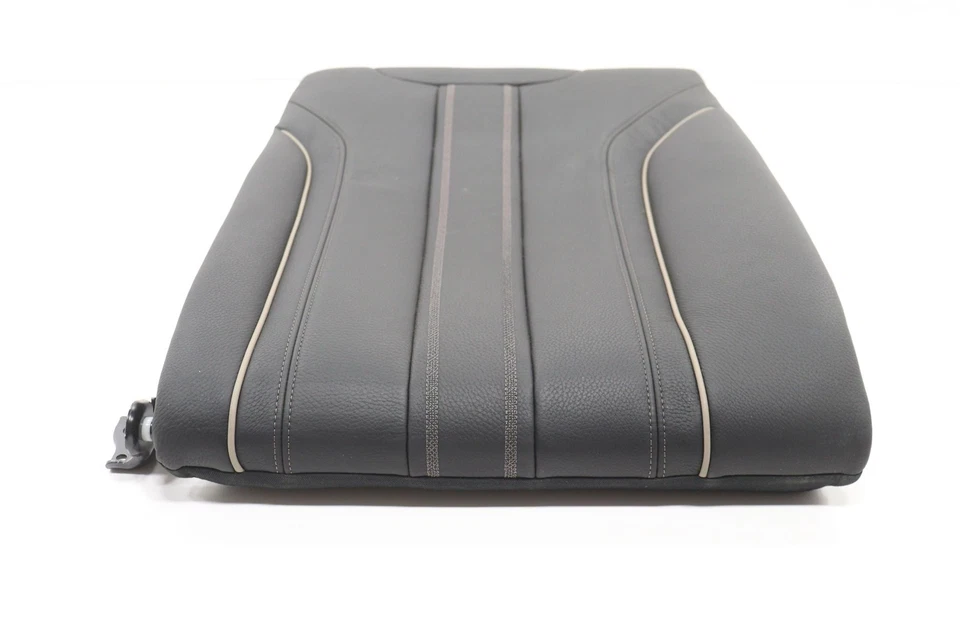 BMW 530I 2019 asiento trasero Foto 2 de 4