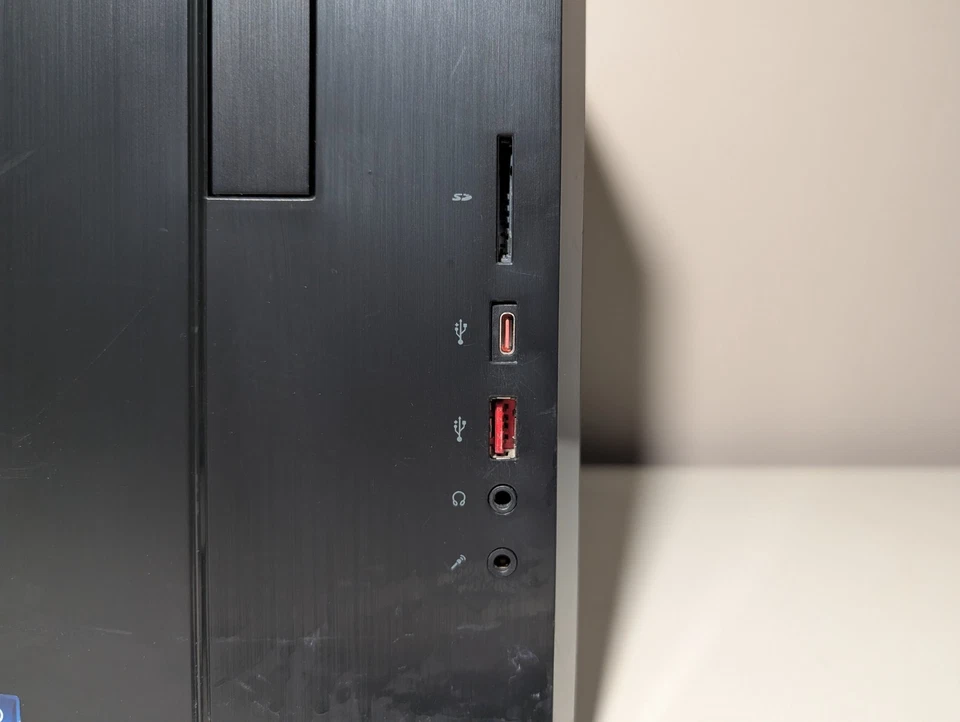 Acer Aspire TC-885 — i5-8400 • 16GB Corsair Gaming RAM • 256GB SSD + 500GB HDD - Image 3 of 4