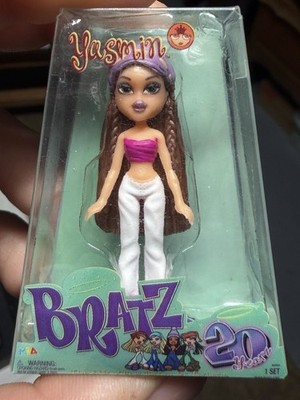 Mini Bratz Series 1 20th Anniversary Yasmin Flashback Minis 2  Doll Collectible