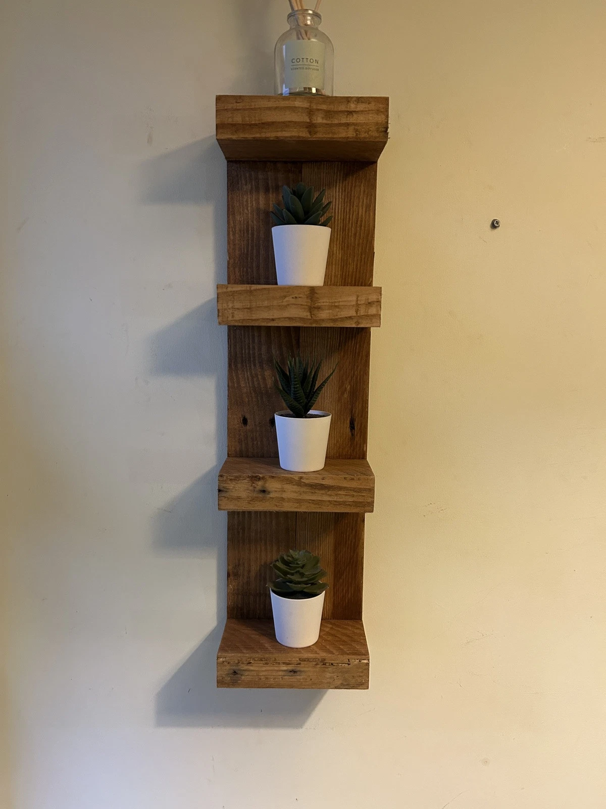 Rustic Wooden Shelves Wood Shelving Display Shelf Wall Mounted 4 Tier hanging
Opens in a new window